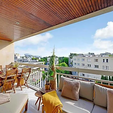Ξενοδοχείο Modern - 3br-6p - 3*